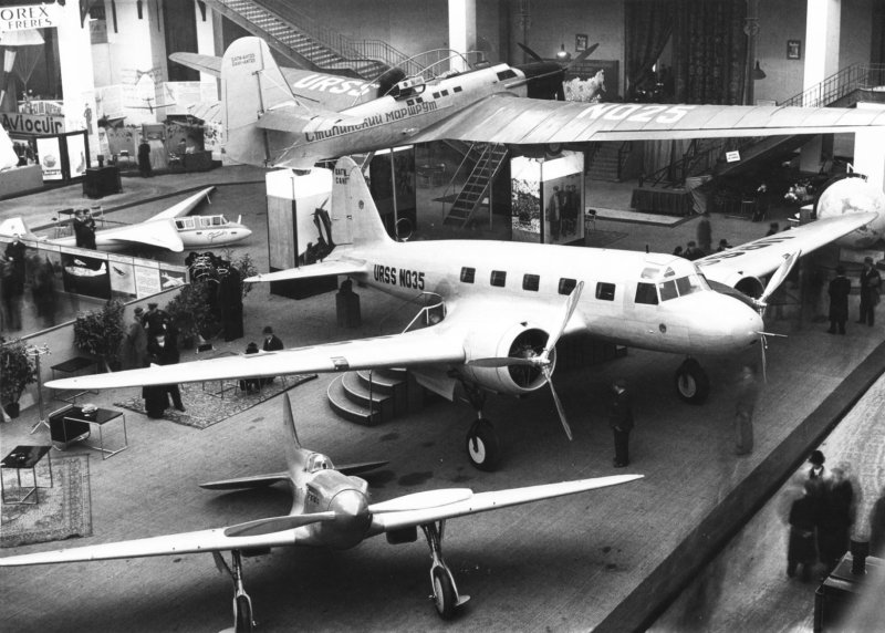 Советский самолет ант-25