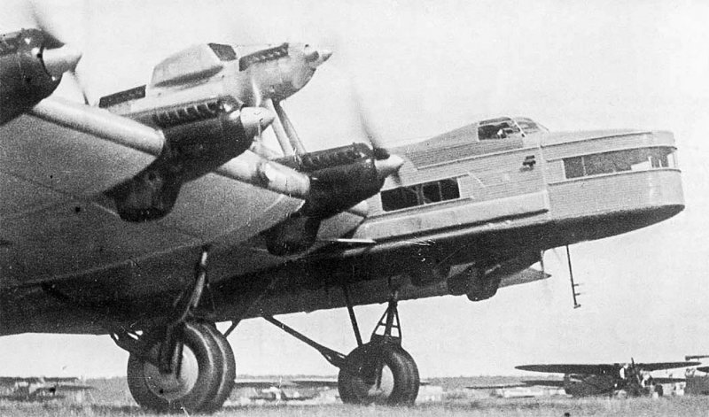 Туполев ант-20 «Максим Горький»