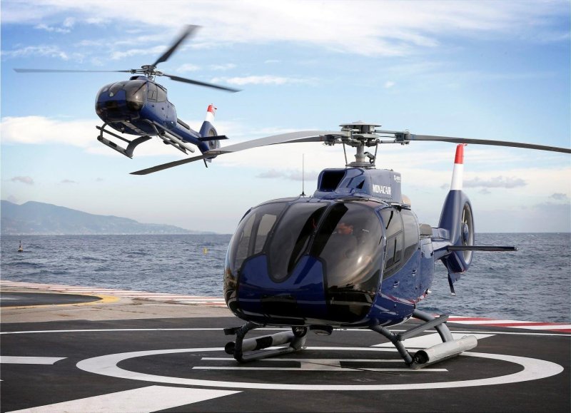 Airbus Helicopters h130 с человеком