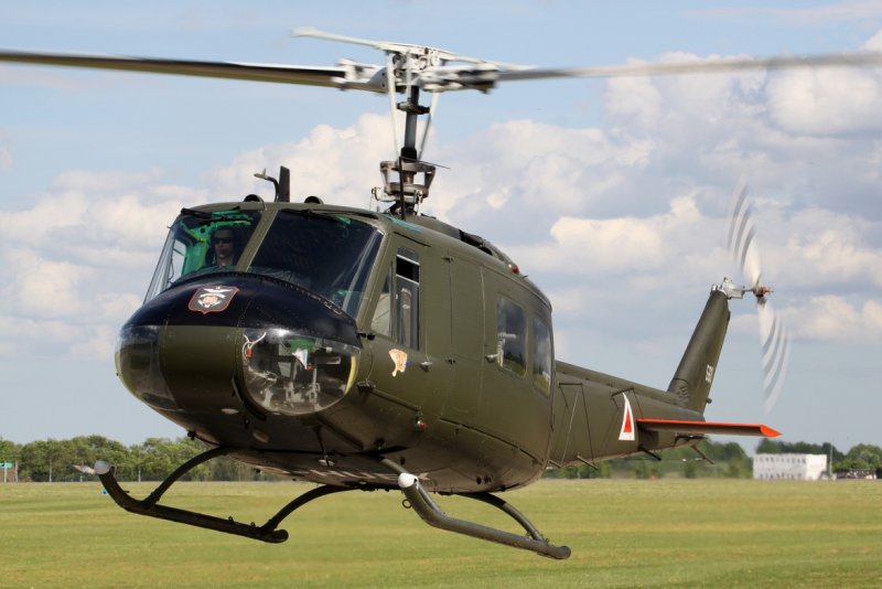 Белл uh-1 «ирокез»