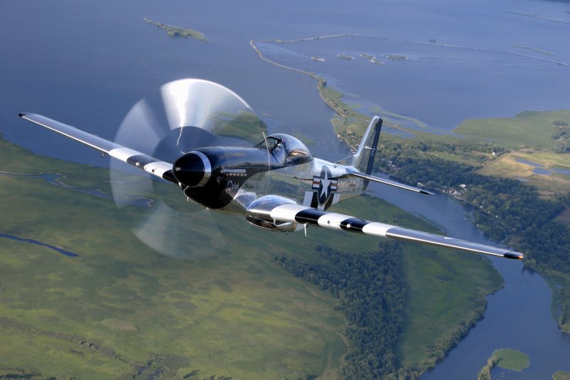 P 51 Mustang обои