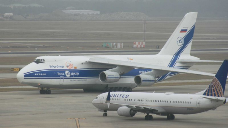 АН-124 Руслан Airbus a380