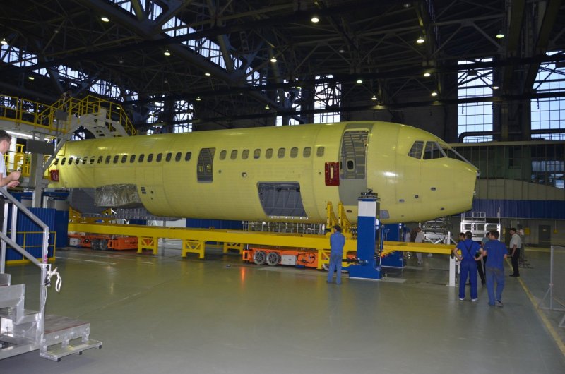 Завод Иркут Superjet 100