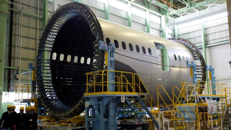 Композитный фюзеляж Боинг 787