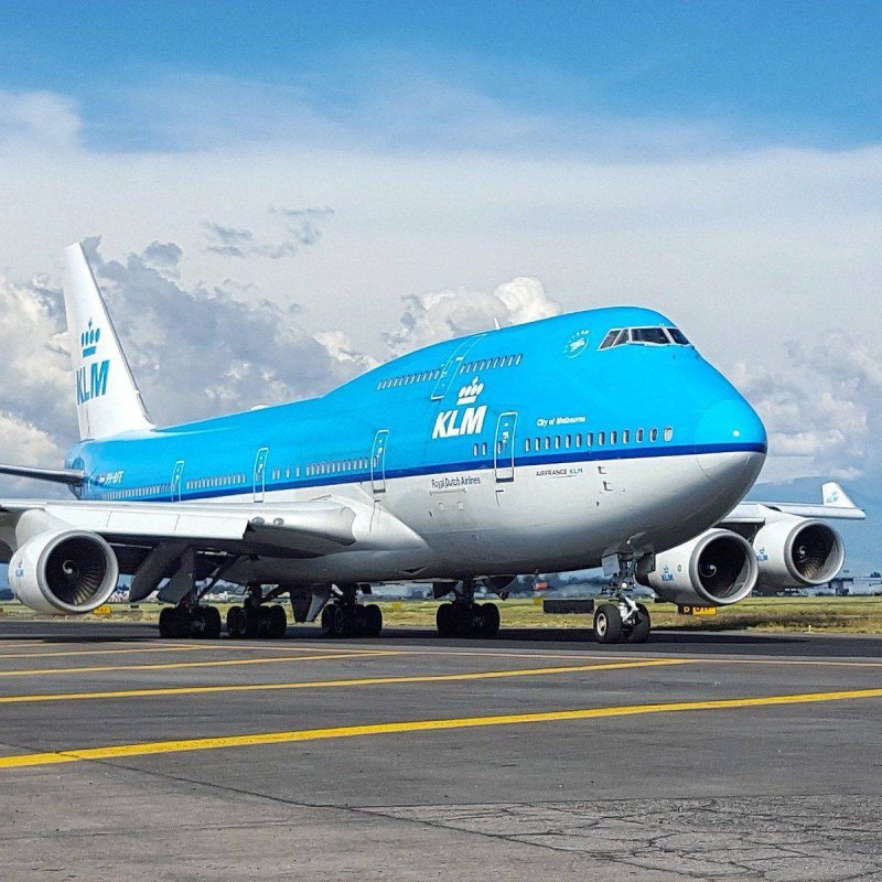 Самолёт Боинг 747
