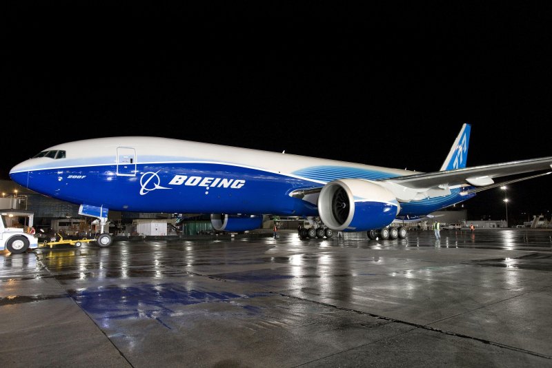 Боинг 777 Freighter