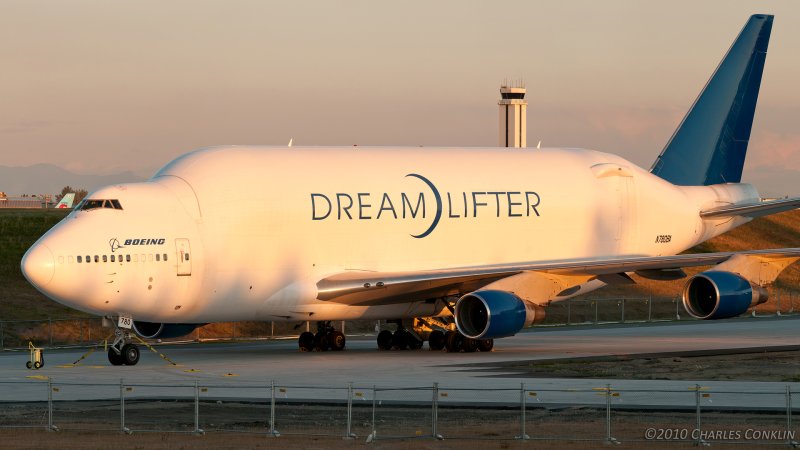 Dreamlifter 747