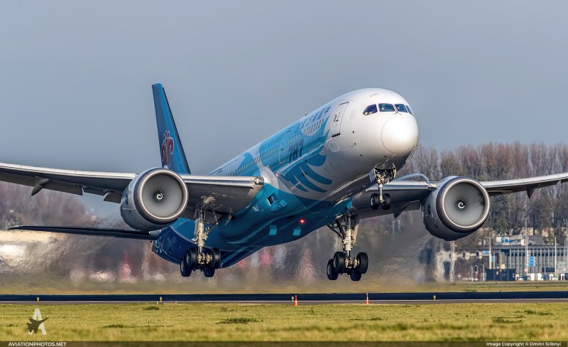 Боинг 737 Дримлайнер