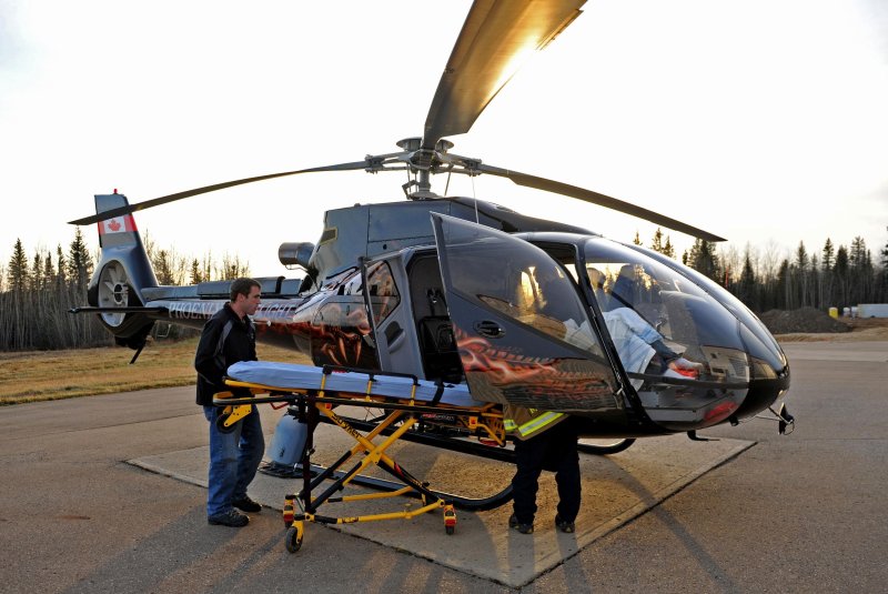 H130 вертолет
