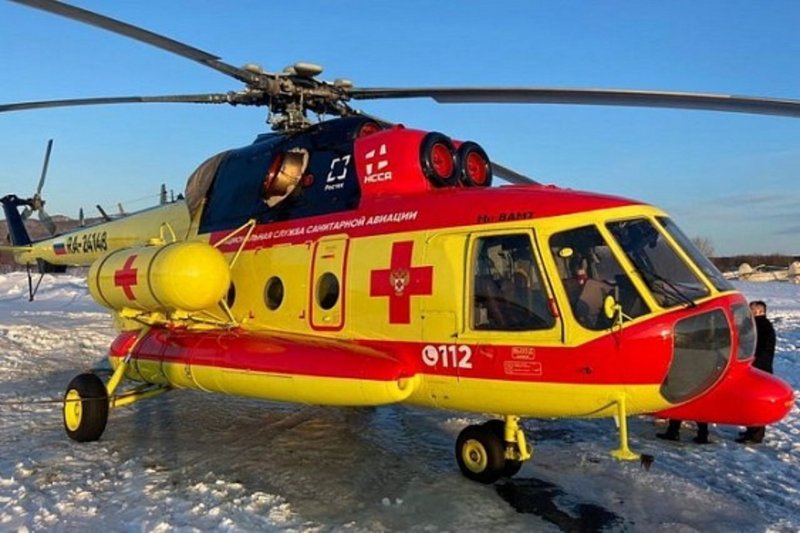 Медицинский вертолет ми-8