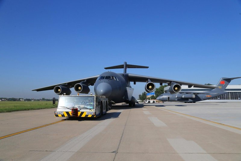Юнь-20 самолет