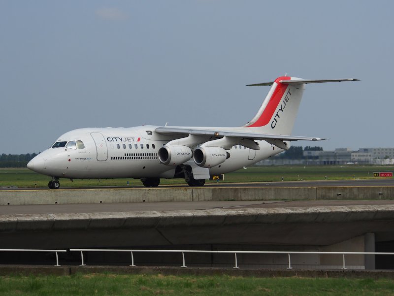 Avro RJ-85 CITYJET