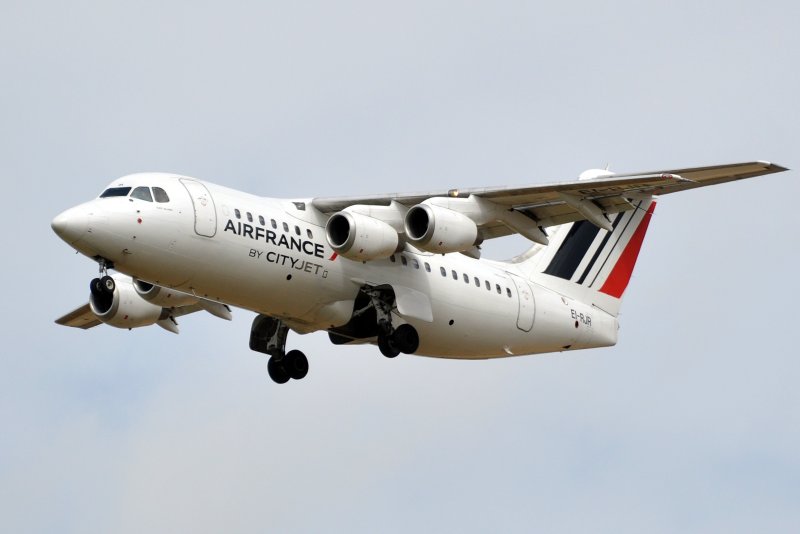 Avro rj85