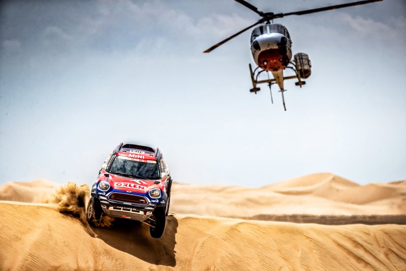 Rally Dakar пустыня