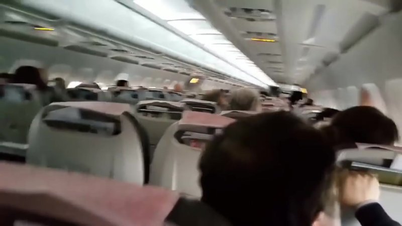 Частный самолет турбулентность