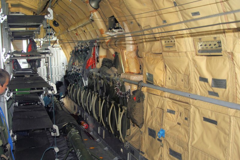 Самолет Transall c-160 кабина