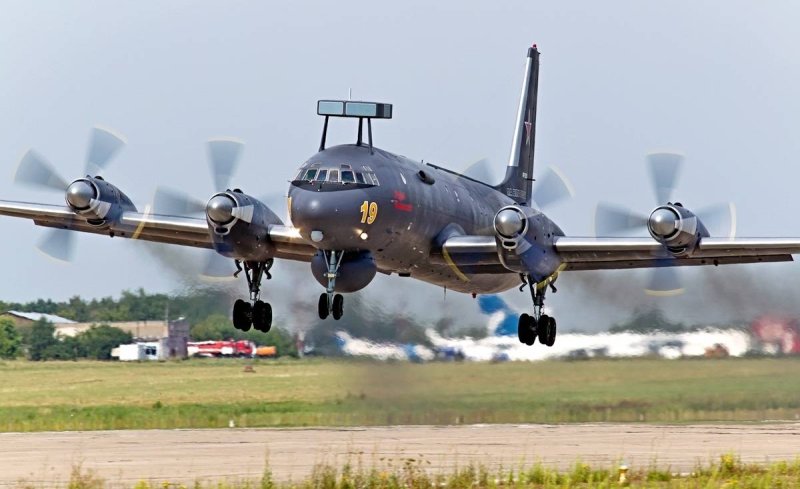 Ил 38