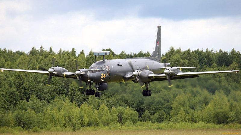 Противолодочный самолет ил-38н