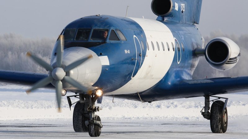 Як-40 с электродвигателем Макс 2021