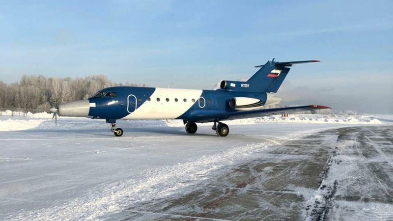 Гибридный самолет с электродвигателем