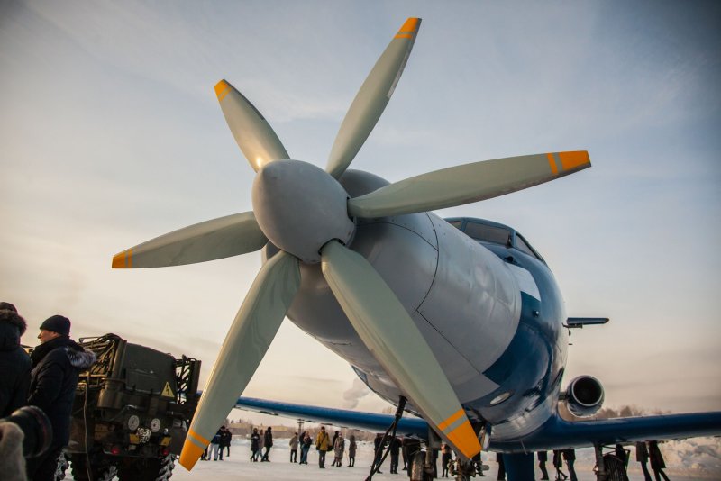 Як-40 с электродвигателем Макс 2021