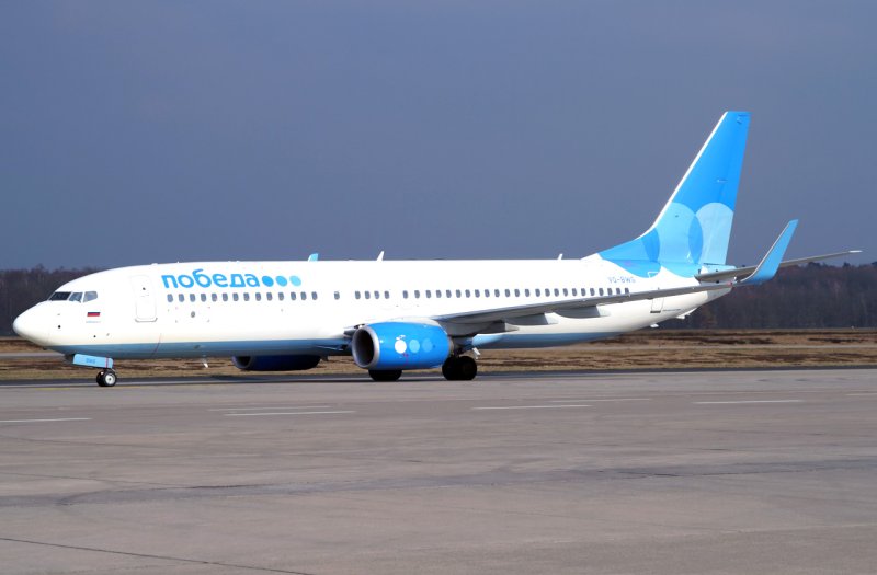 Boeing 737-8lj
