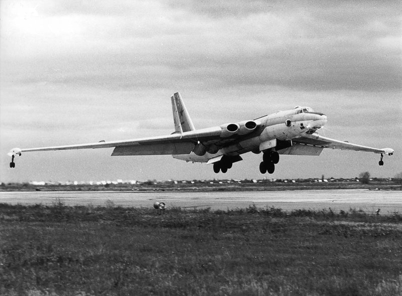 Бомбардировщик м4 Мясищева