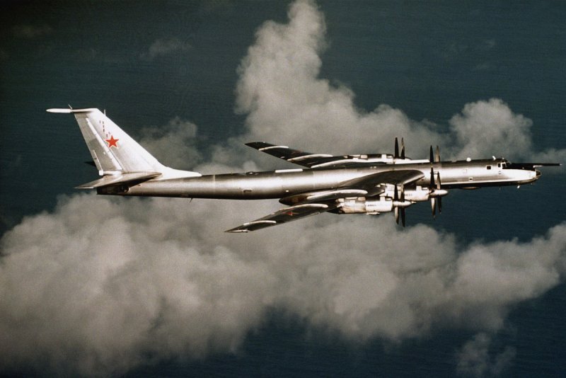 Туполев ту-142