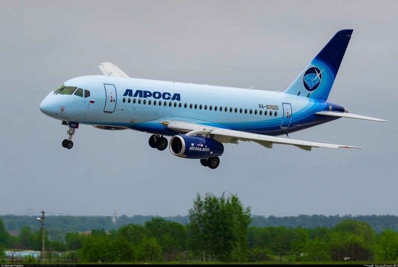 Сухой Суперджет 100 АЛРОСА