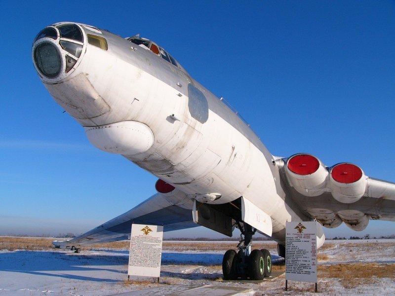 М4 Бизон самолет