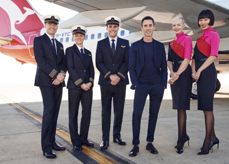 Qantas форма стюардесс