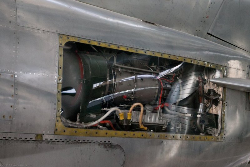 Двигатель л-39