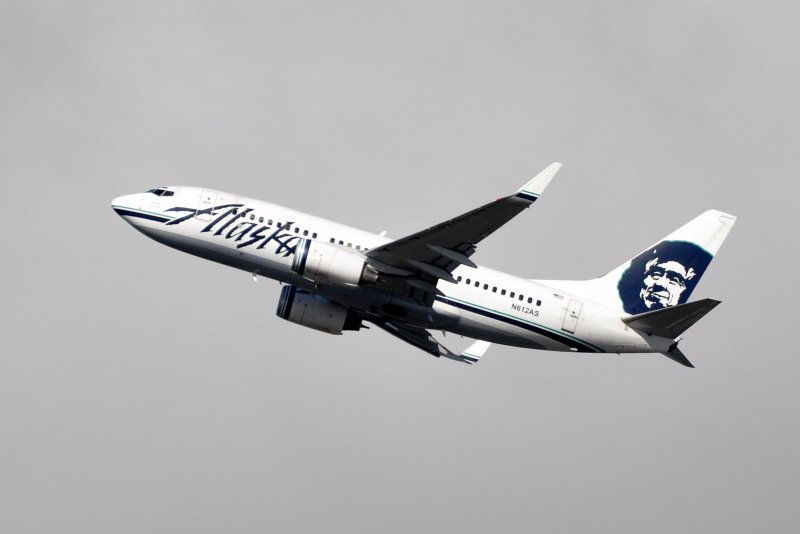 Alaska Airlines Южно-Сахалинск