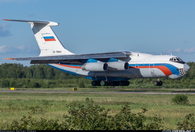 Самолет ил 76