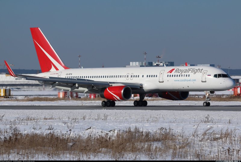 Боинг 757 Роял Флайт
