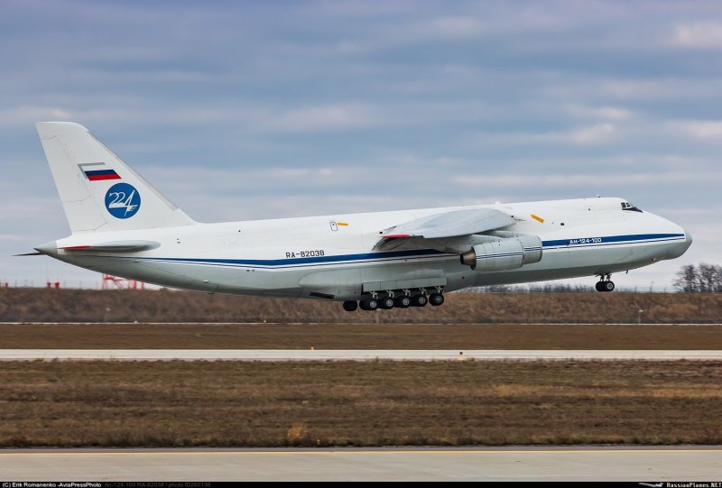 АН -124-100м(ВТА)
