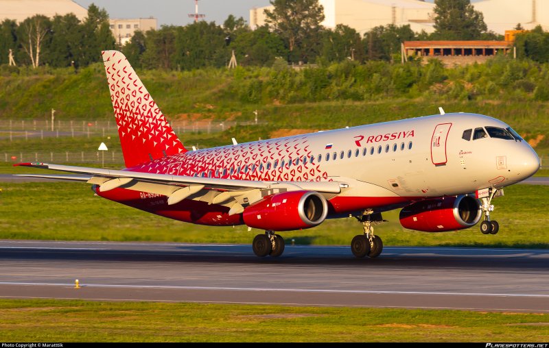 Sukhoi Superjet 100 Россия