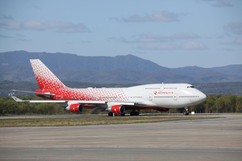 Самолёт Боинг 747 Россия