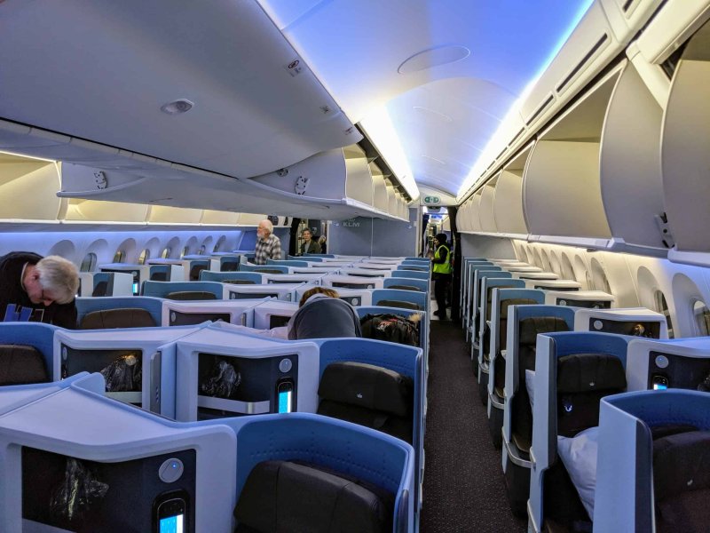 KLM Boeing 737-800 салон