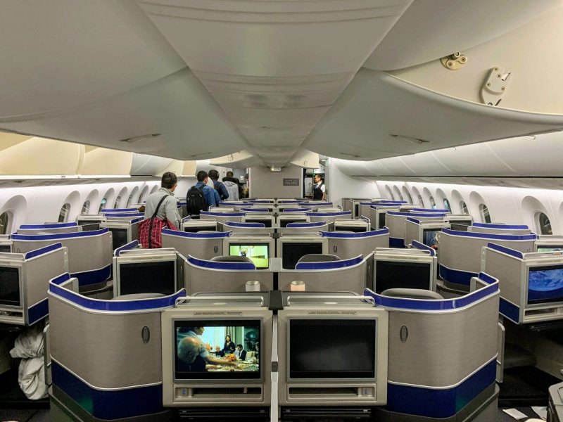 787-10 Dreamliner United Premium