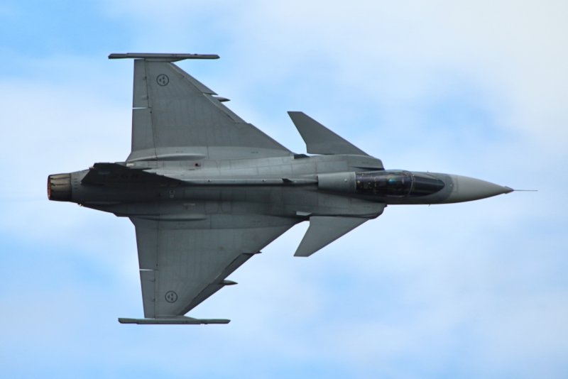 Jas 39 Gripen закрылки