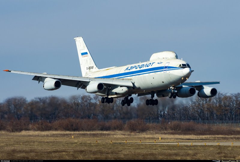 Самолет ил 86