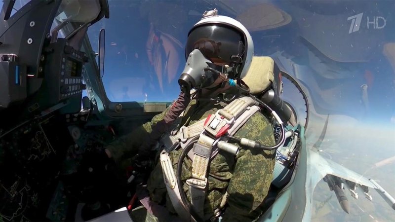 Военный летчик