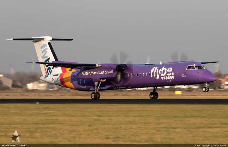 Flybe Bombardier q400