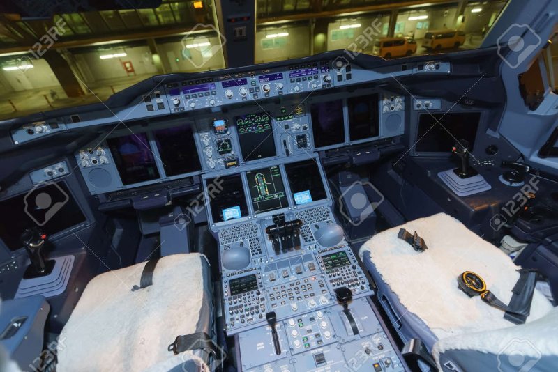 Emirates a380 Cockpit