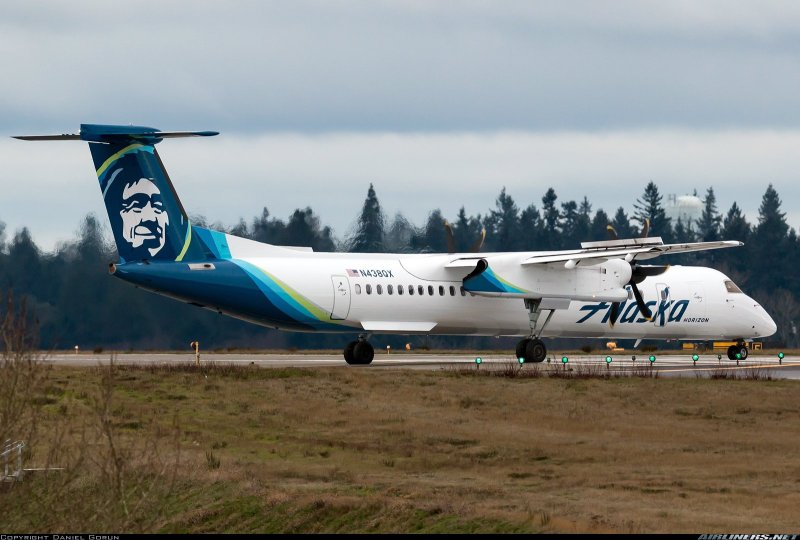 Bombardier Dash 8 q400 Аляска