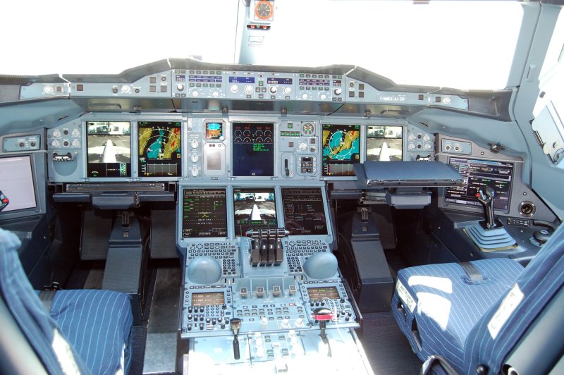 Airbus a380 Cockpit