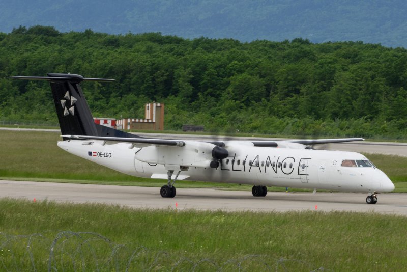 De Havilland Dash 8-400