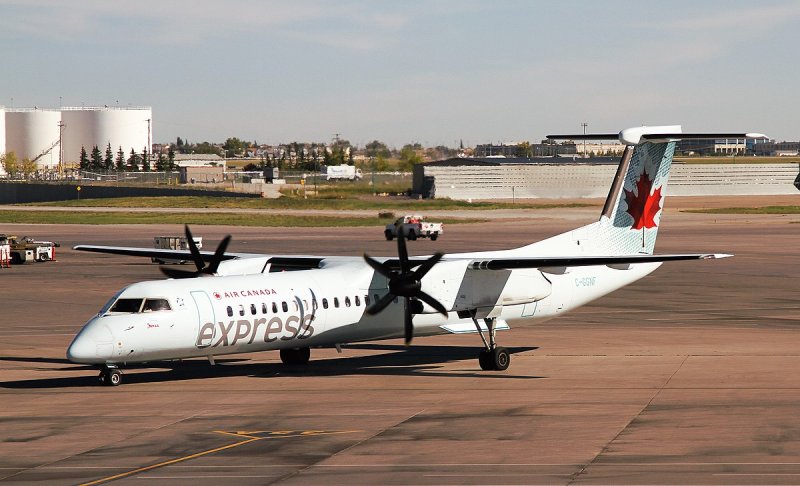 Бомбардье Даш 8 q400