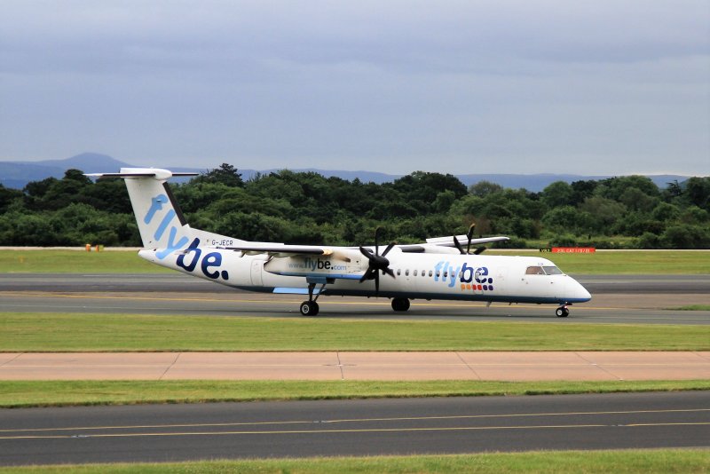 Фото самолета DHC-8-311
